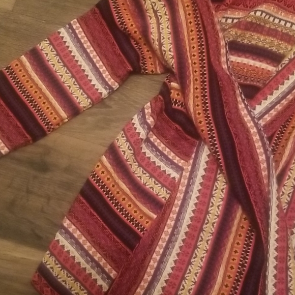 Cardigan - Picture 2 of 3